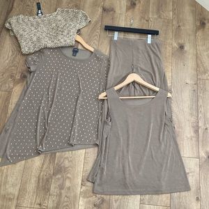 chicos  travelers collection, four piece set